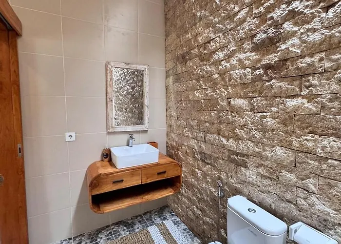 New With Pool Near The Beaches Villa *